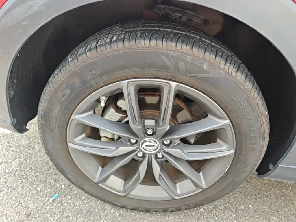 Dongfeng Fengguang Fengguang ix5 2019 2019 220T CVT Zhi Shang China VI