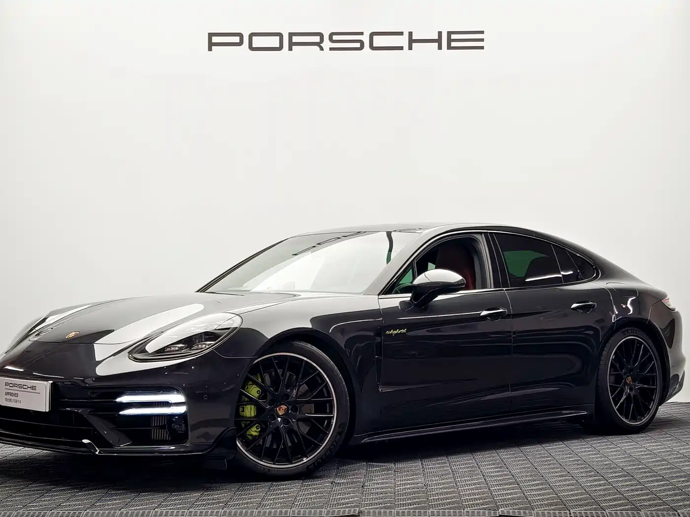PORSCHE PANAMERA NEW ENERGY