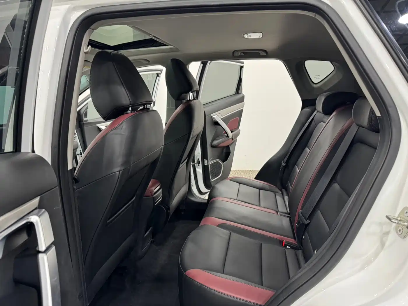 GEELY AUTOMOBILE BINYUE