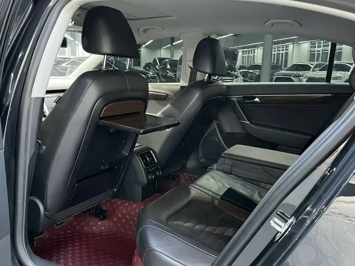 Volkswagen Magotan 2015 Facelift 2.0TSI Premium фото 7