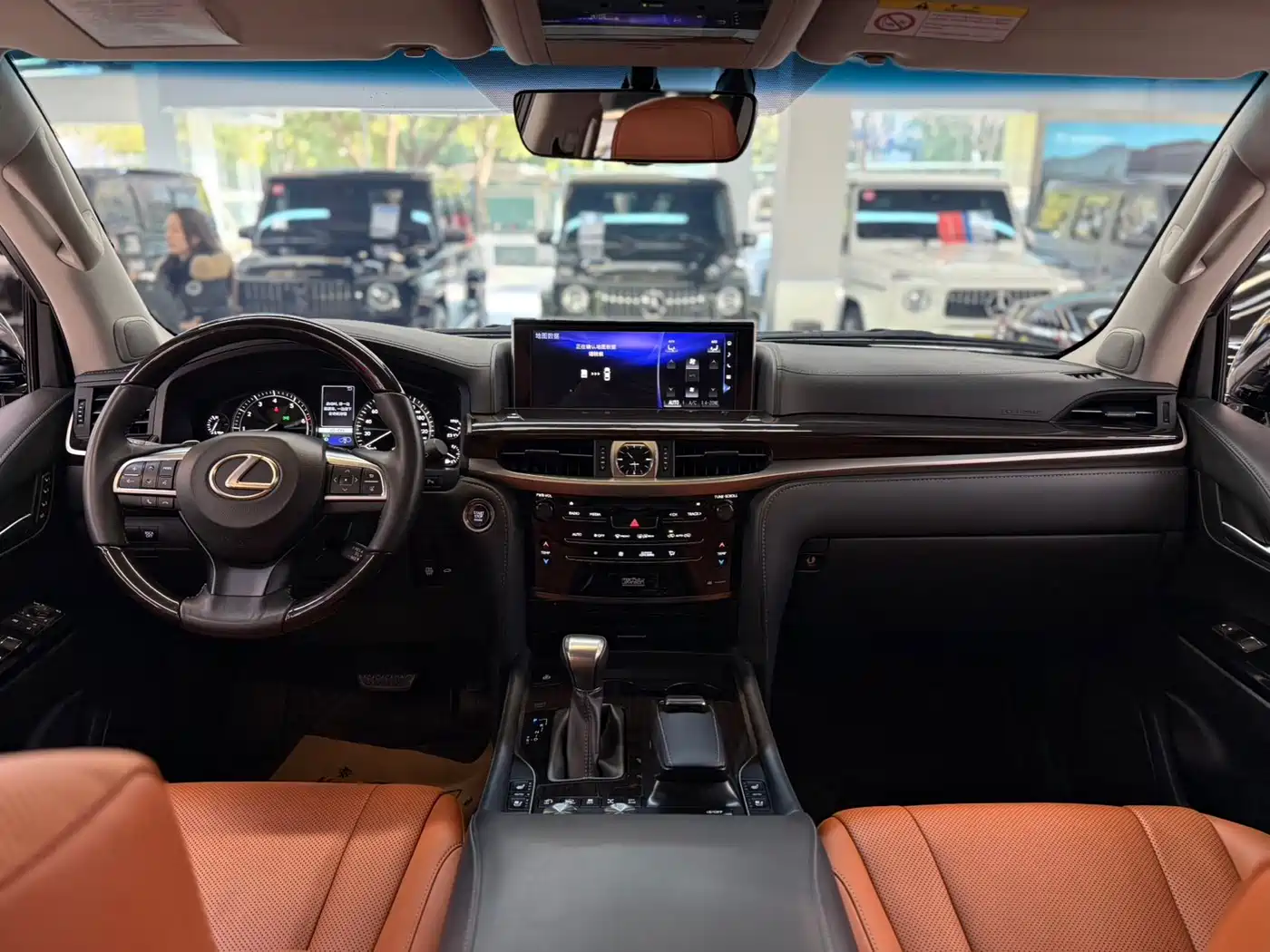 Lexus LX 2017 570 Dynamic Luxury фото 15