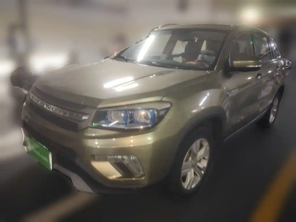 Фото 1 - Changan CS75