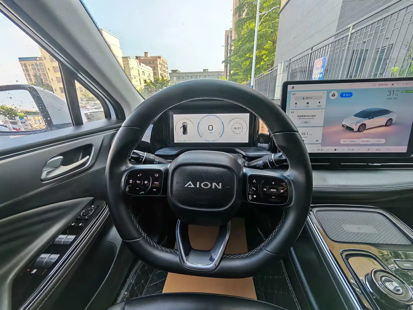 Фото 8 - Aion S Plus