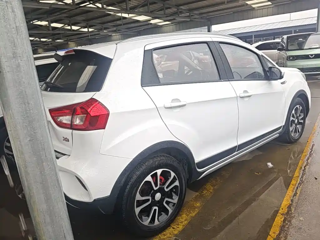 Geely Vision X3 2017 2017 1.5L Automatic Premium