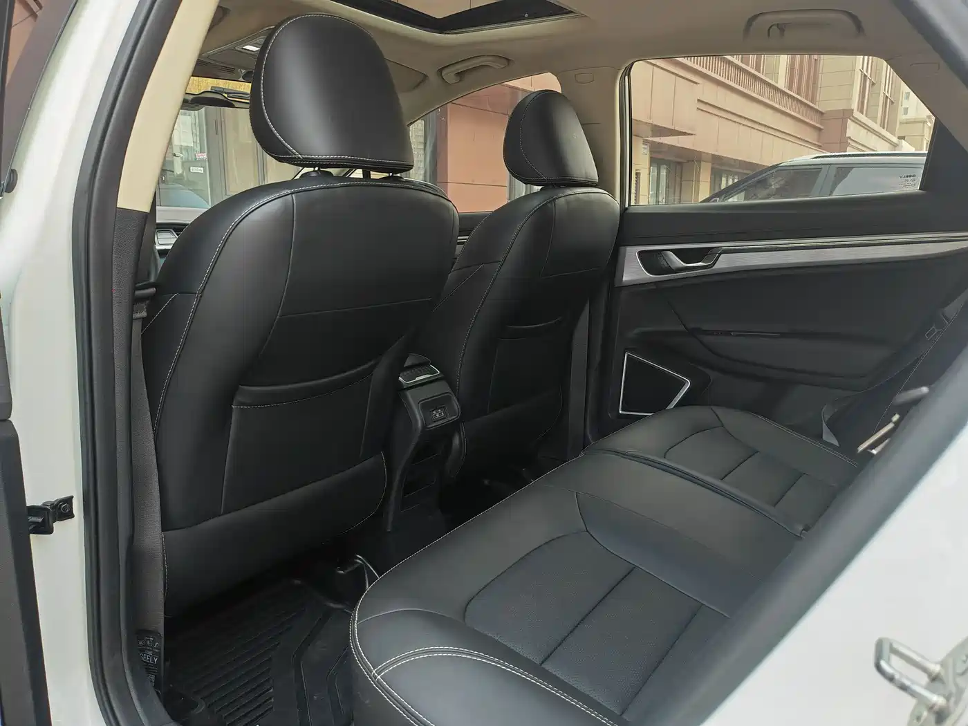 GEELY AUTOMOBILE EMGRAND GS