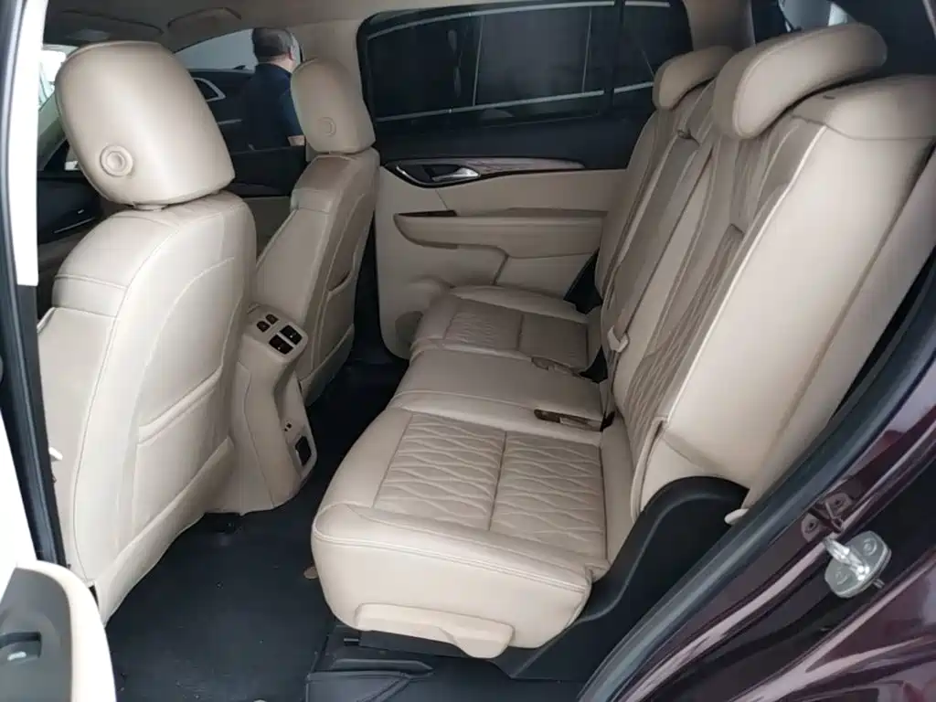 Фото 17 - Buick Envision Plus