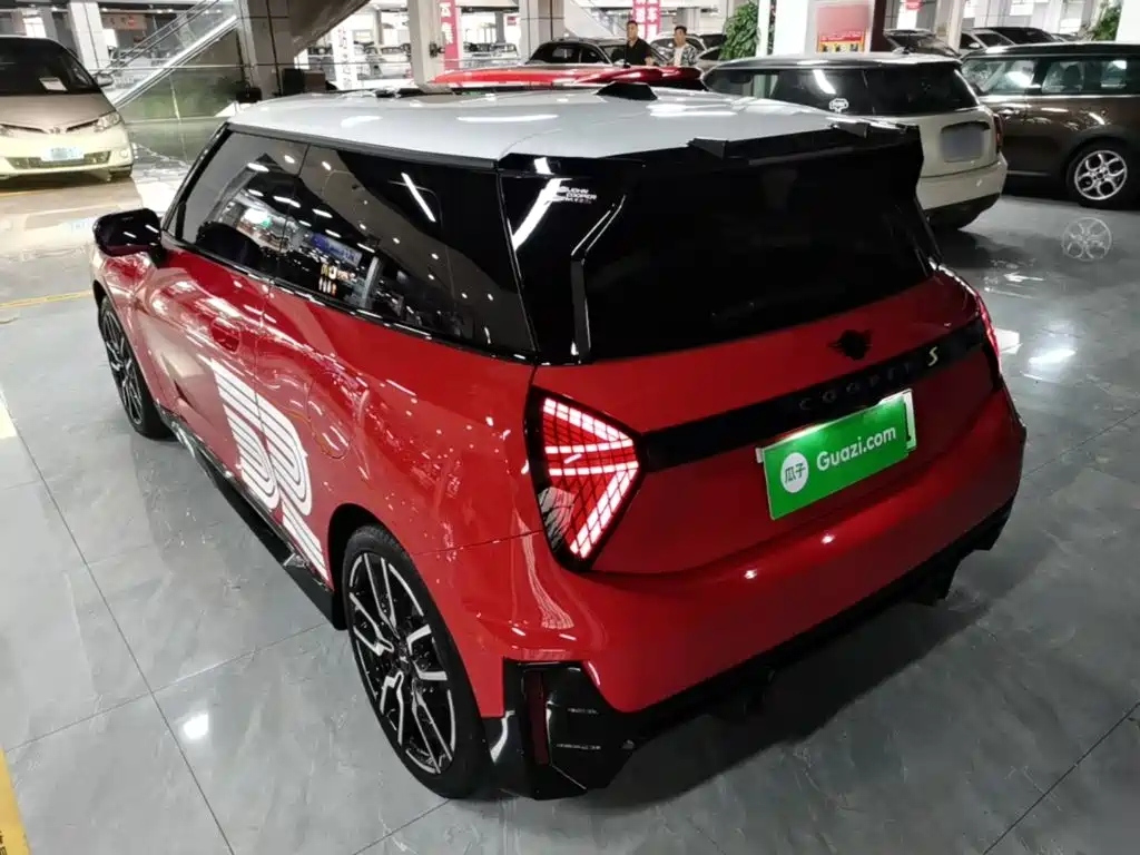 Фото 5 - MINI Electric MINI COOPER