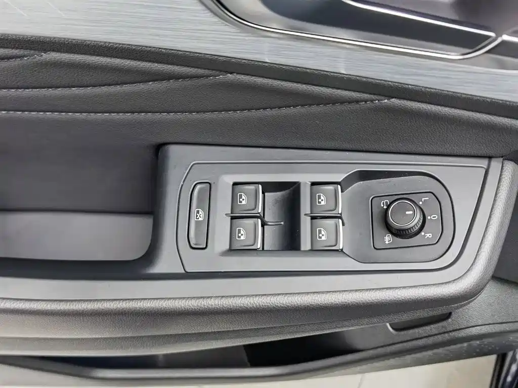 Фото 9 - Volkswagen Talagon