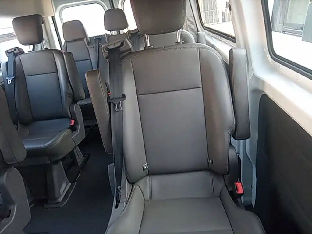 Photo 17 - Ford Transit