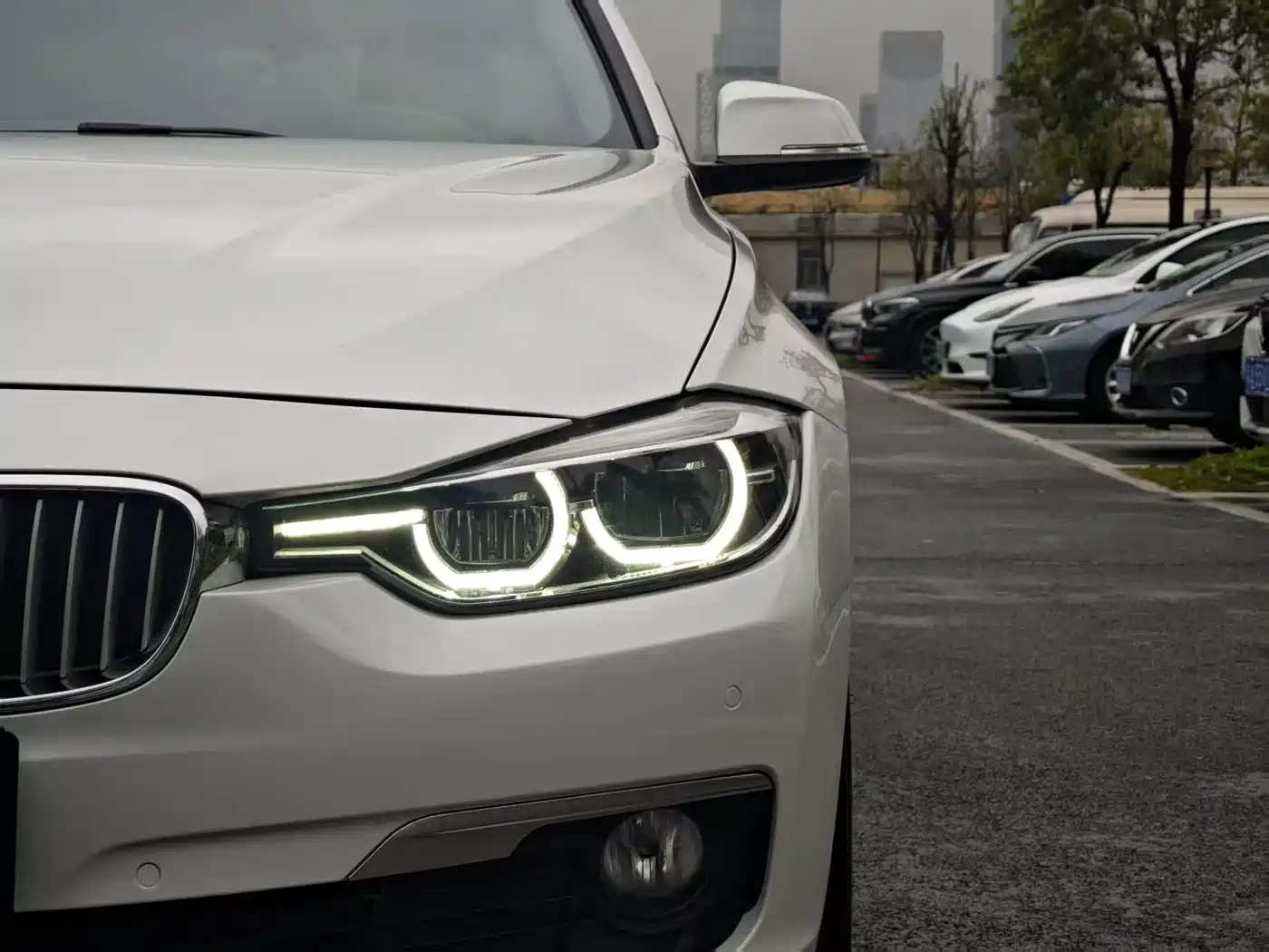 صورة 4 - BMW 3 Series