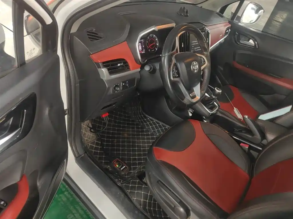 Zhonghua V3 2019 2017 1.5L Manual Smart