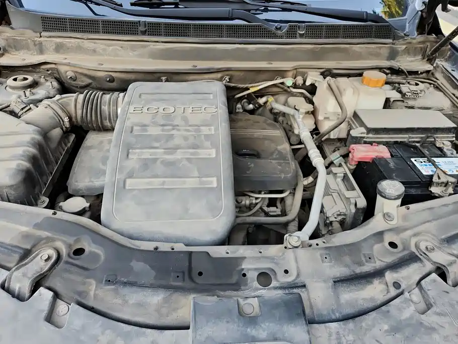 Chevrolet Captiva 2012 2012 Model 2.4L 2WD Urban Edition 5-Seater