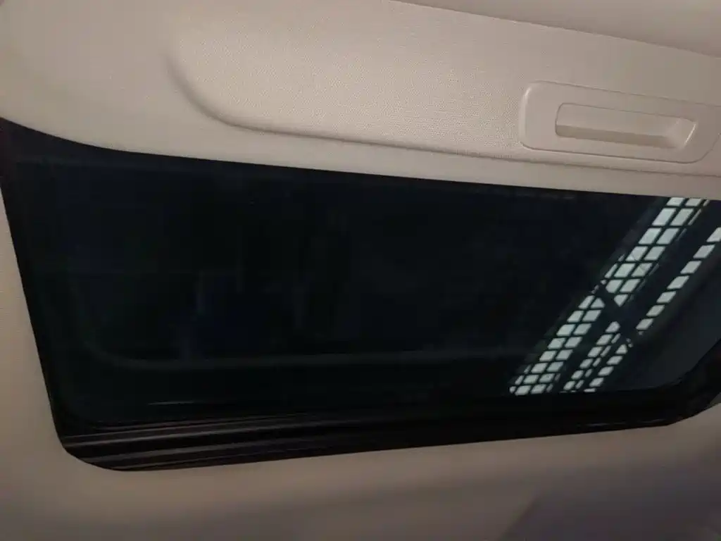 Photo 18 - Ford Tourneo