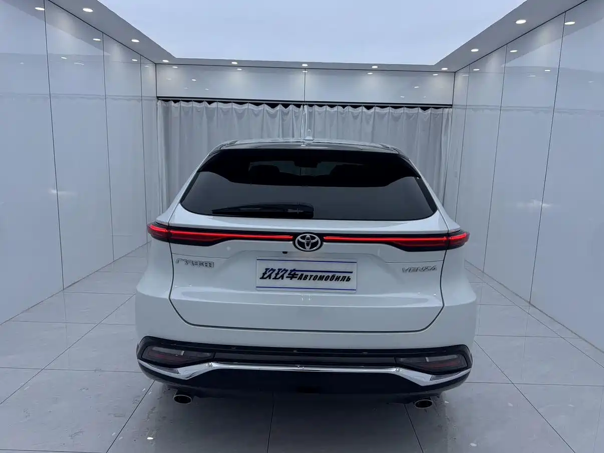2024 Toyota Venza