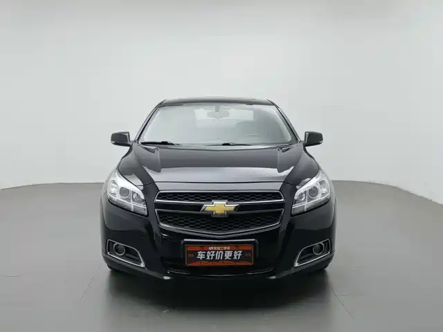 Chevrolet Malibu 2013 2.0L Automatic Luxury Edition — фото 3