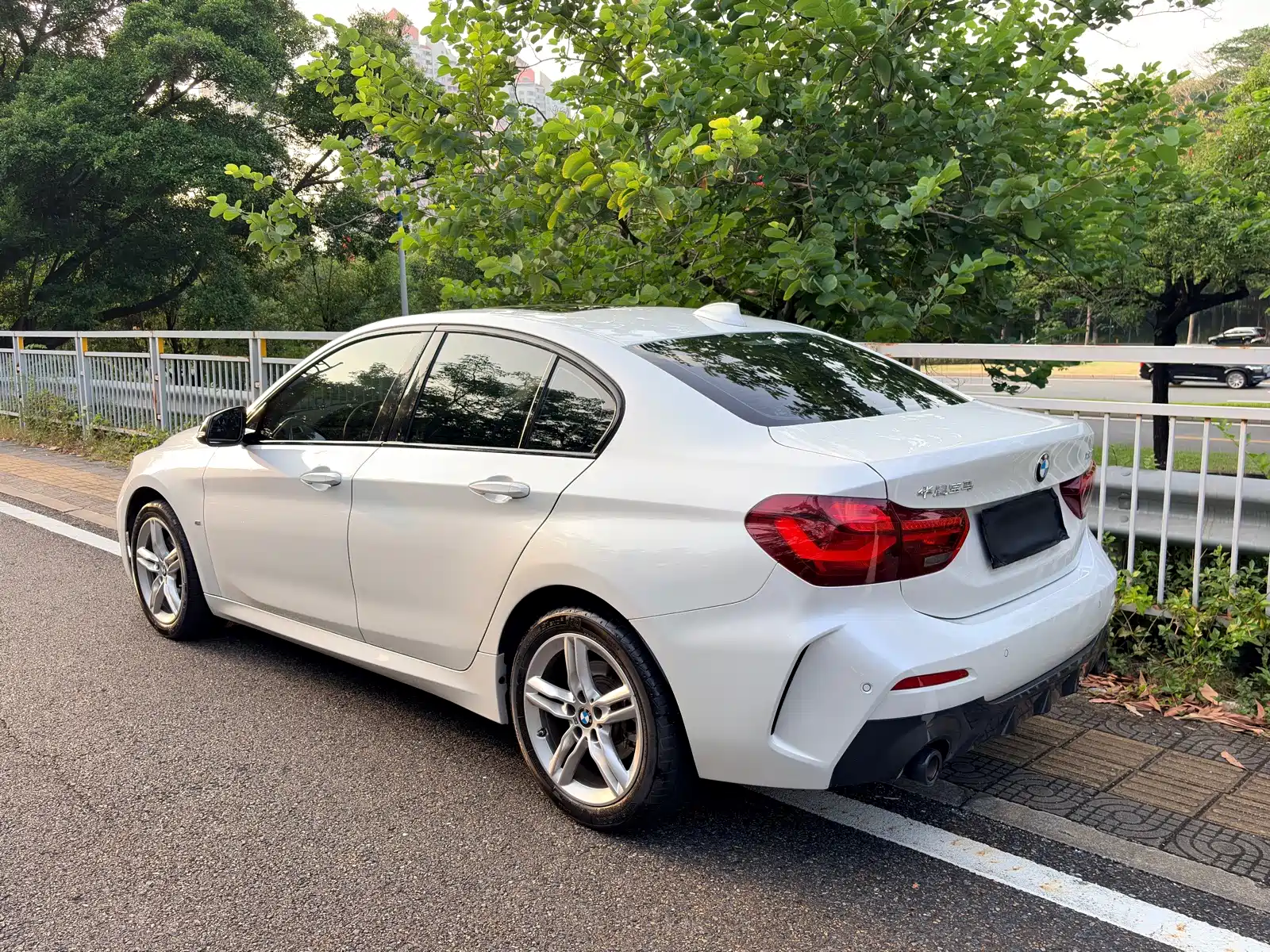 Photo 4 - BMW 1 Series