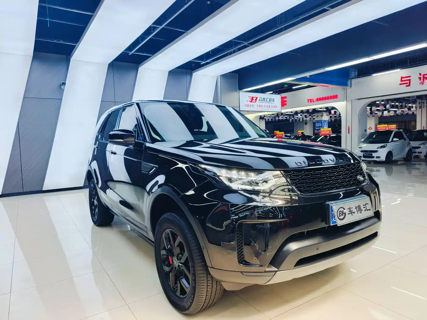 Land Rover Discovery 2019 3.0 SC V6 SE фото 3