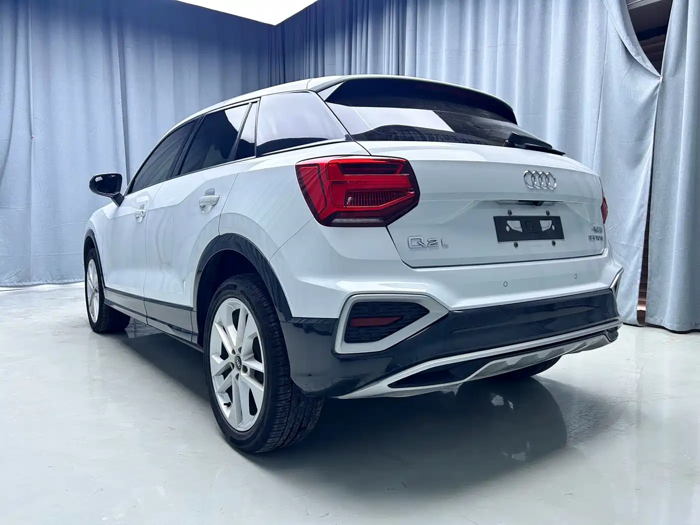 Фото 20 - Audi Q2L