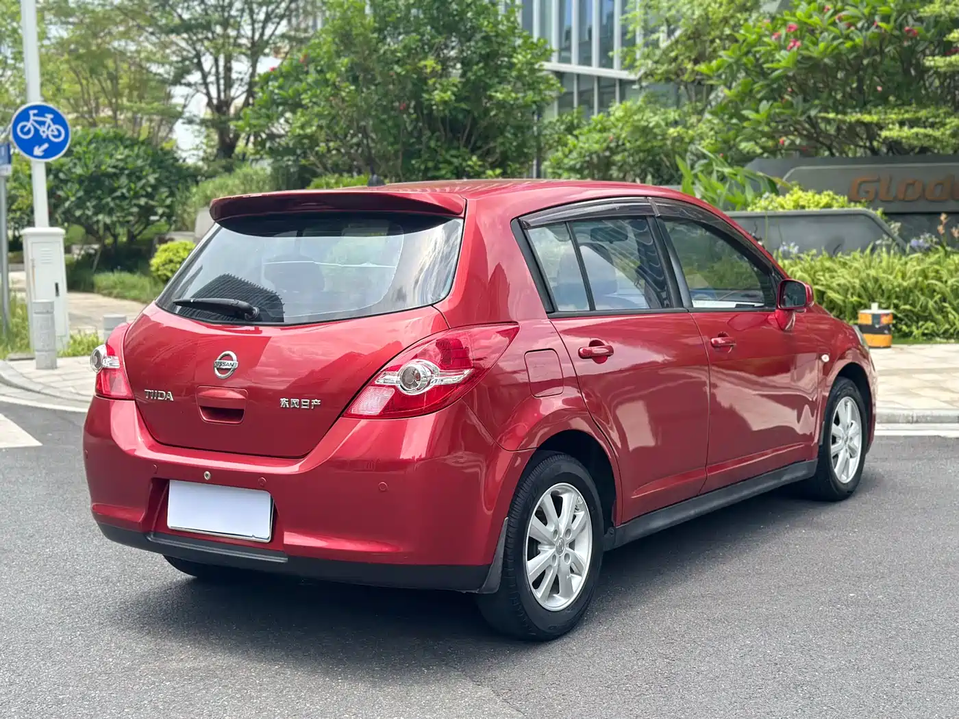 Nissan Tiida 2010 2008 1.6L Automatic Luxury