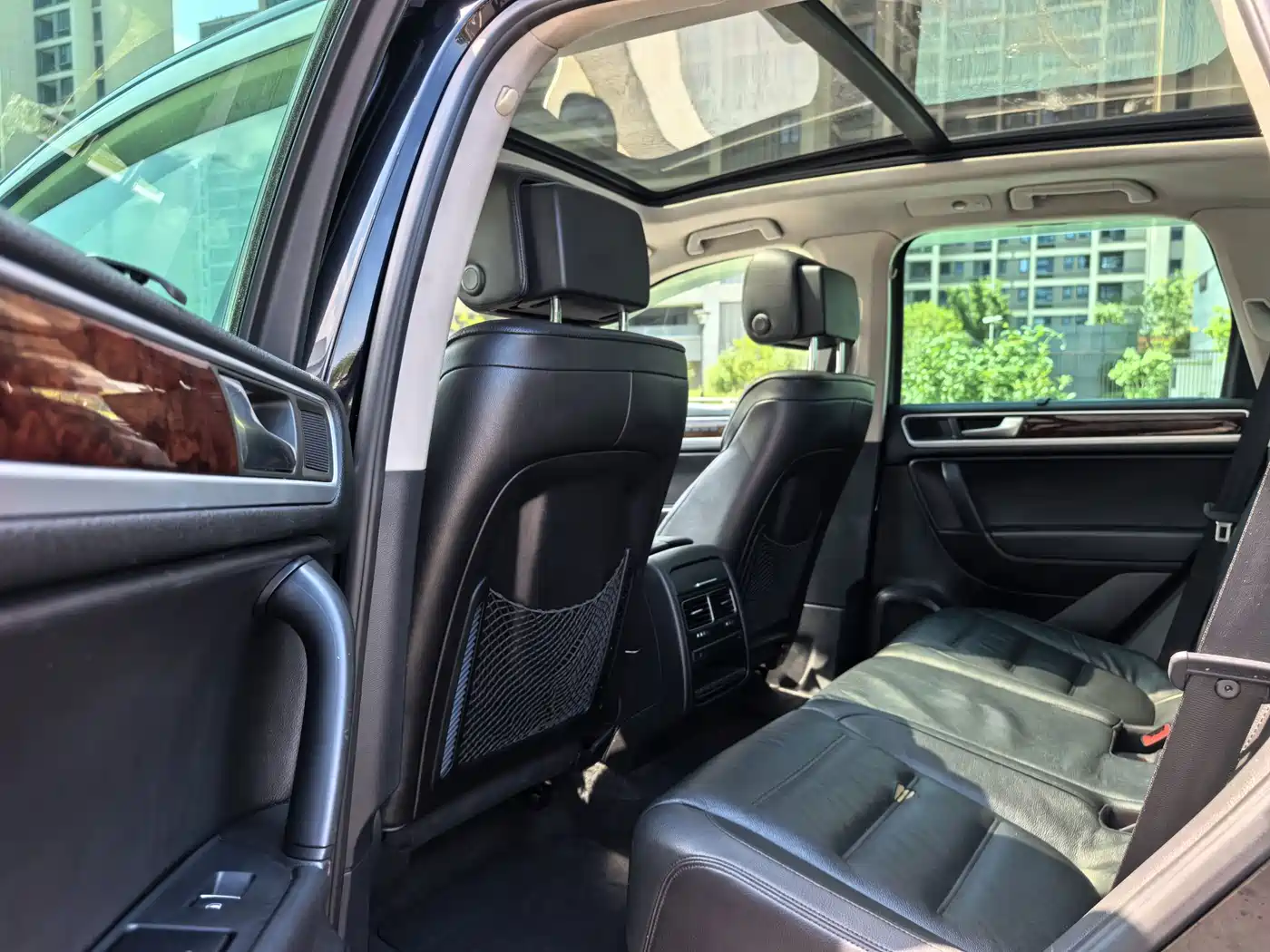 Photo 8 - Volkswagen Touareg