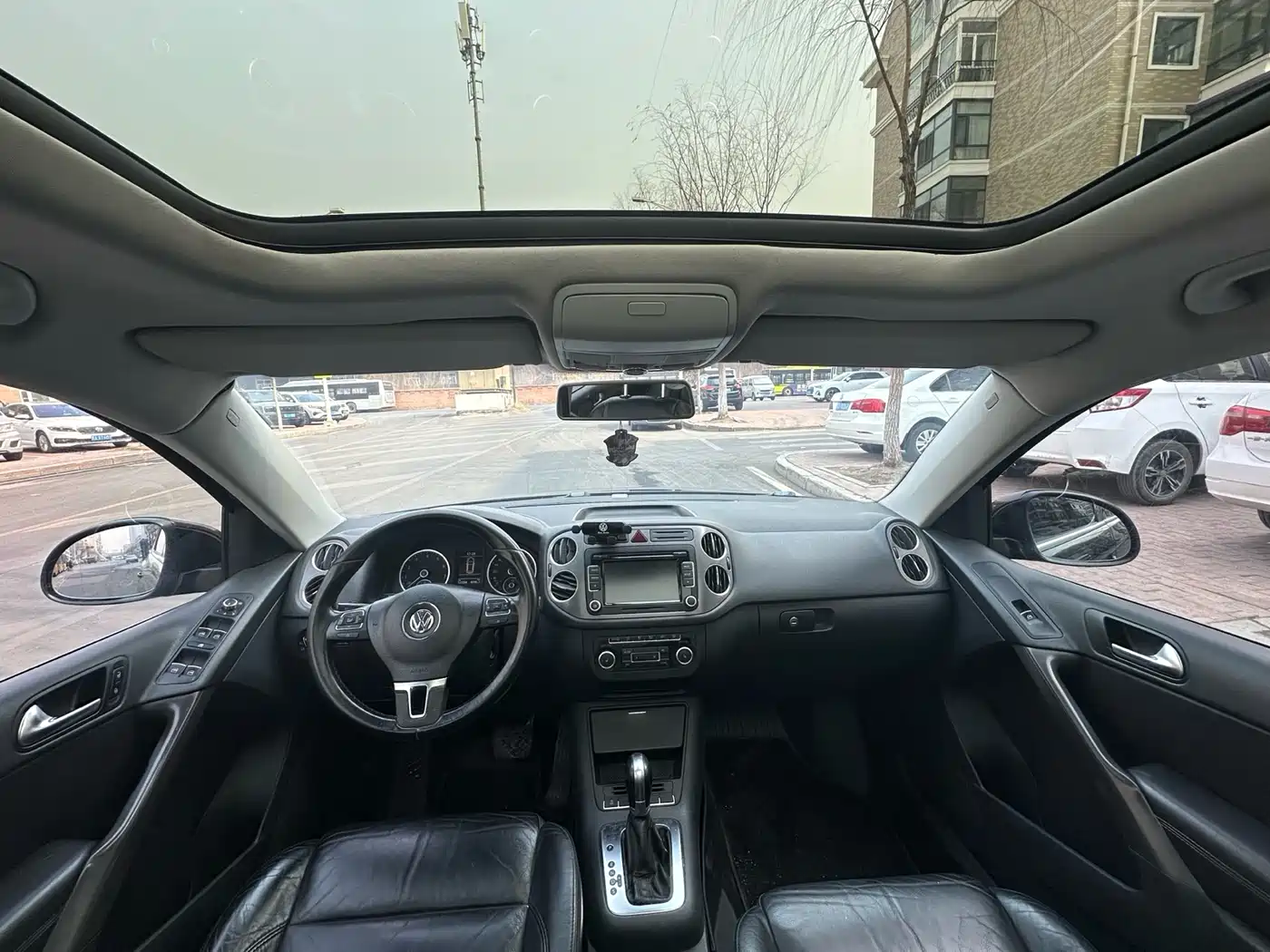 Volkswagen Tiguan 2012 1.8TSI Automatic 4WD Elite Edition фото 7