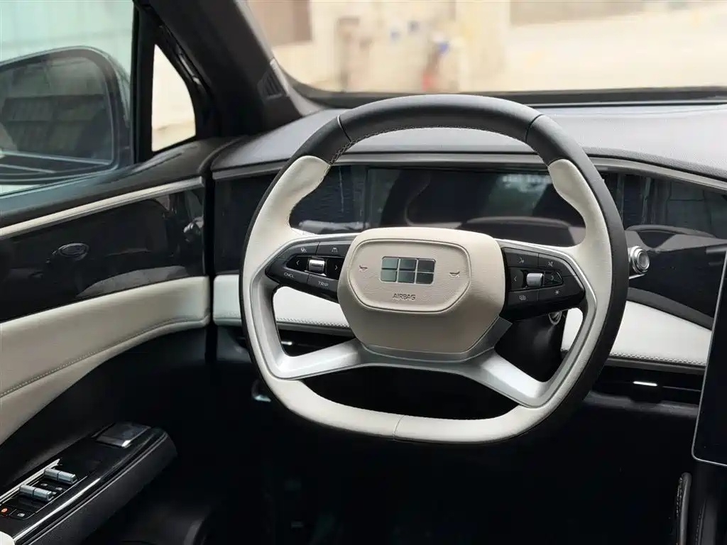 GEELY GALAXY GALAXY L7