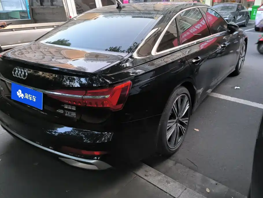 Photo 3 - Audi A6L