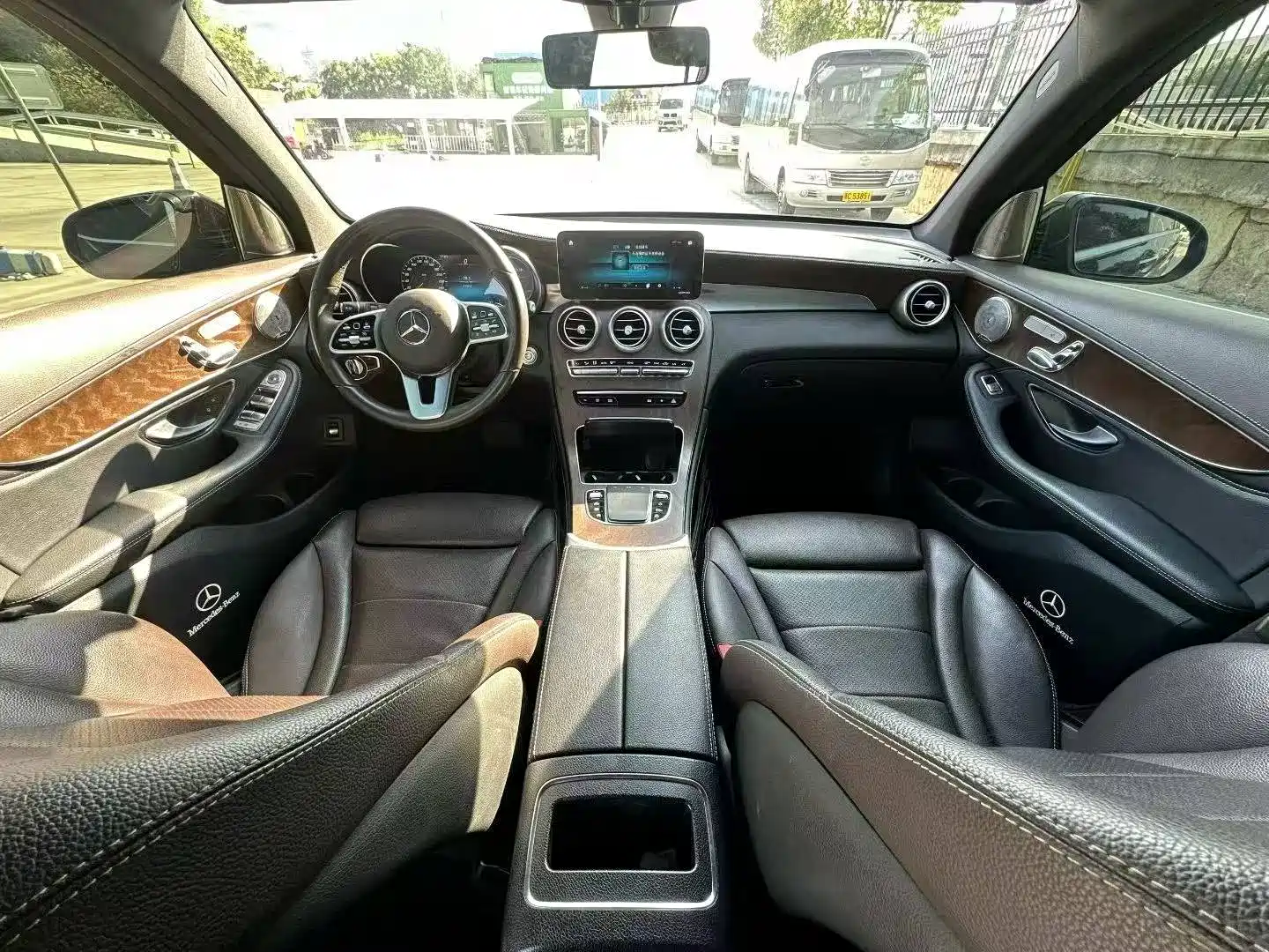 Фото 5 - Mercedes-Benz GLC