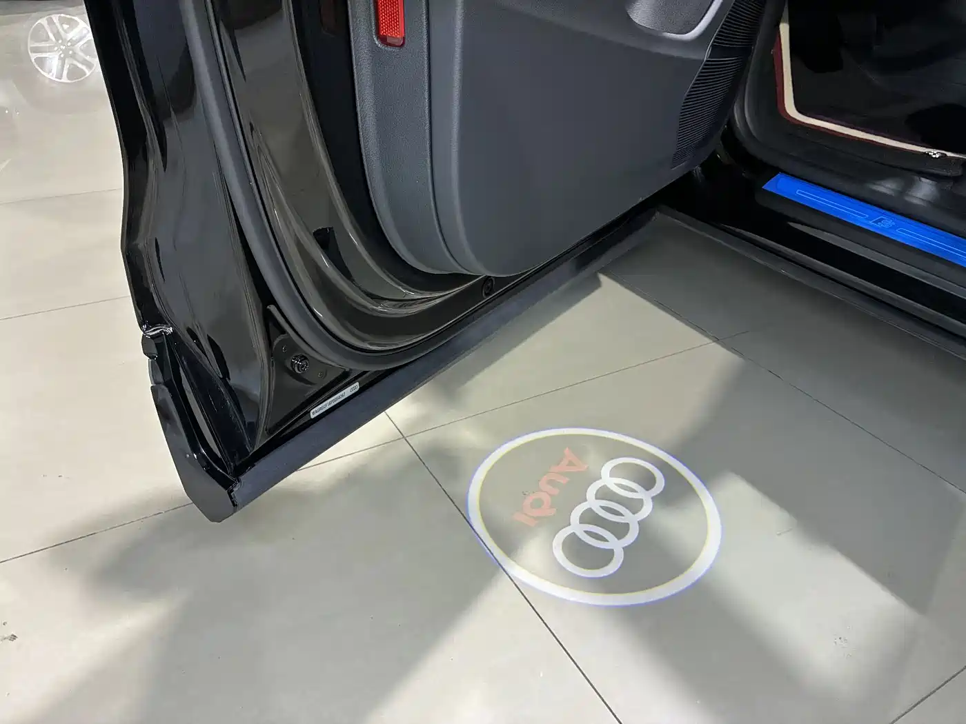 Audi Q8 2025 2023 55 TFSI Luxury Sport