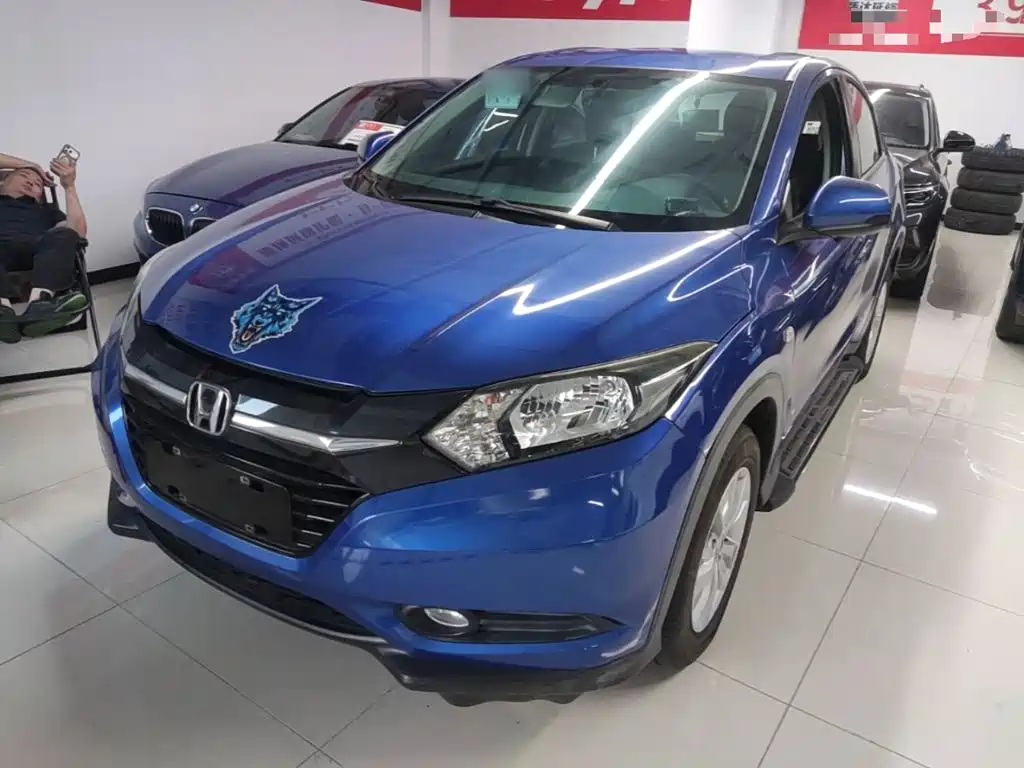 Photo 1 - Honda Vezel