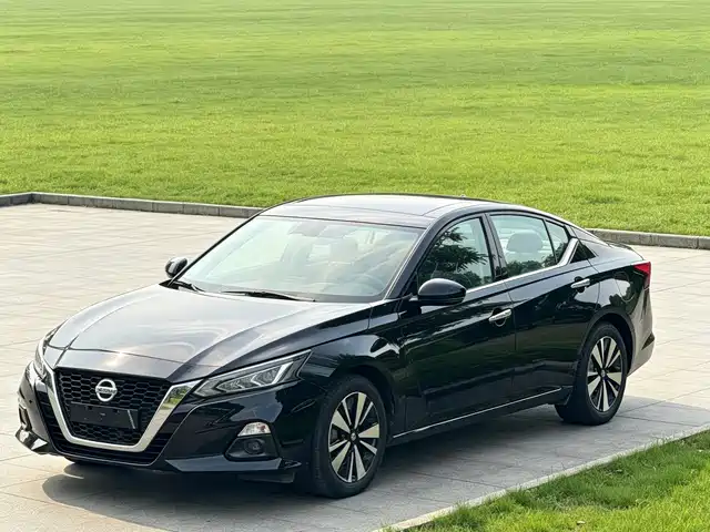 Nissan Teana 2021 2.0L XL Comfort — фото 1