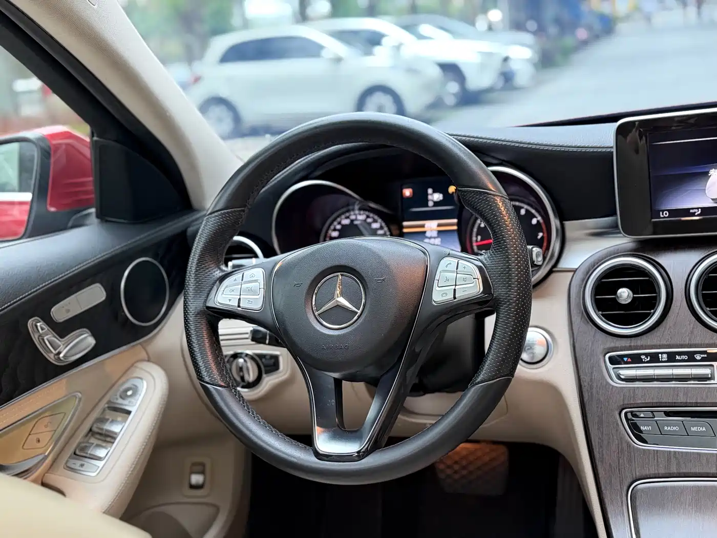 Mercedes-Benz C-Class 2015 C 200 L Sport фото 12