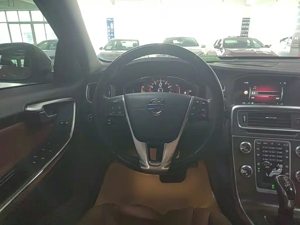 Volvo S60 2015 2015 S60L T5 Smart Control