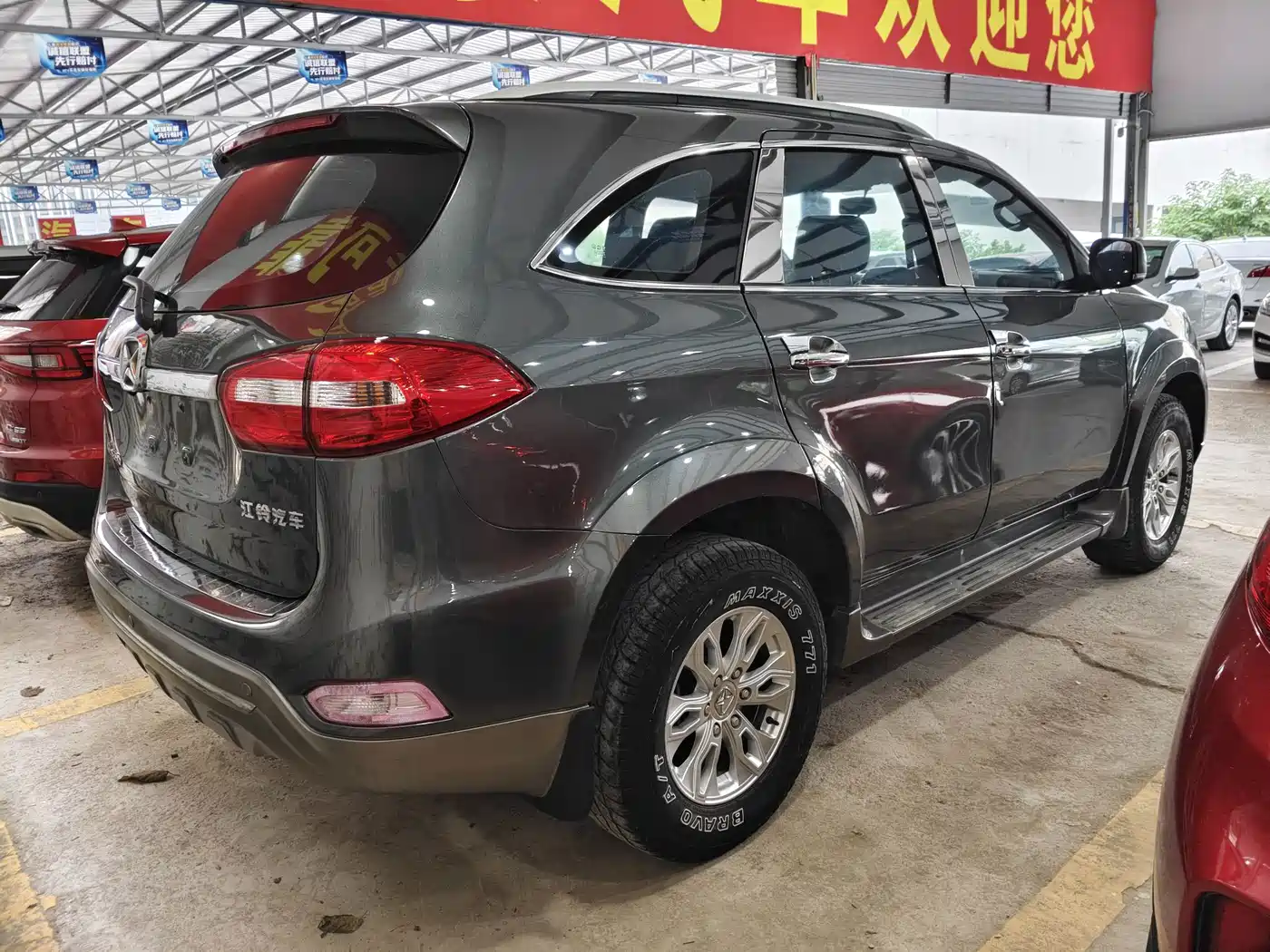 Jiangling Yusheng S350 2015 2013 2.4T Automatic 2WD Diesel Premium Luxury 5-seater