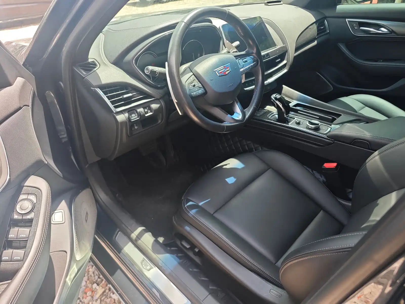 Photo 9 - Cadillac CT5