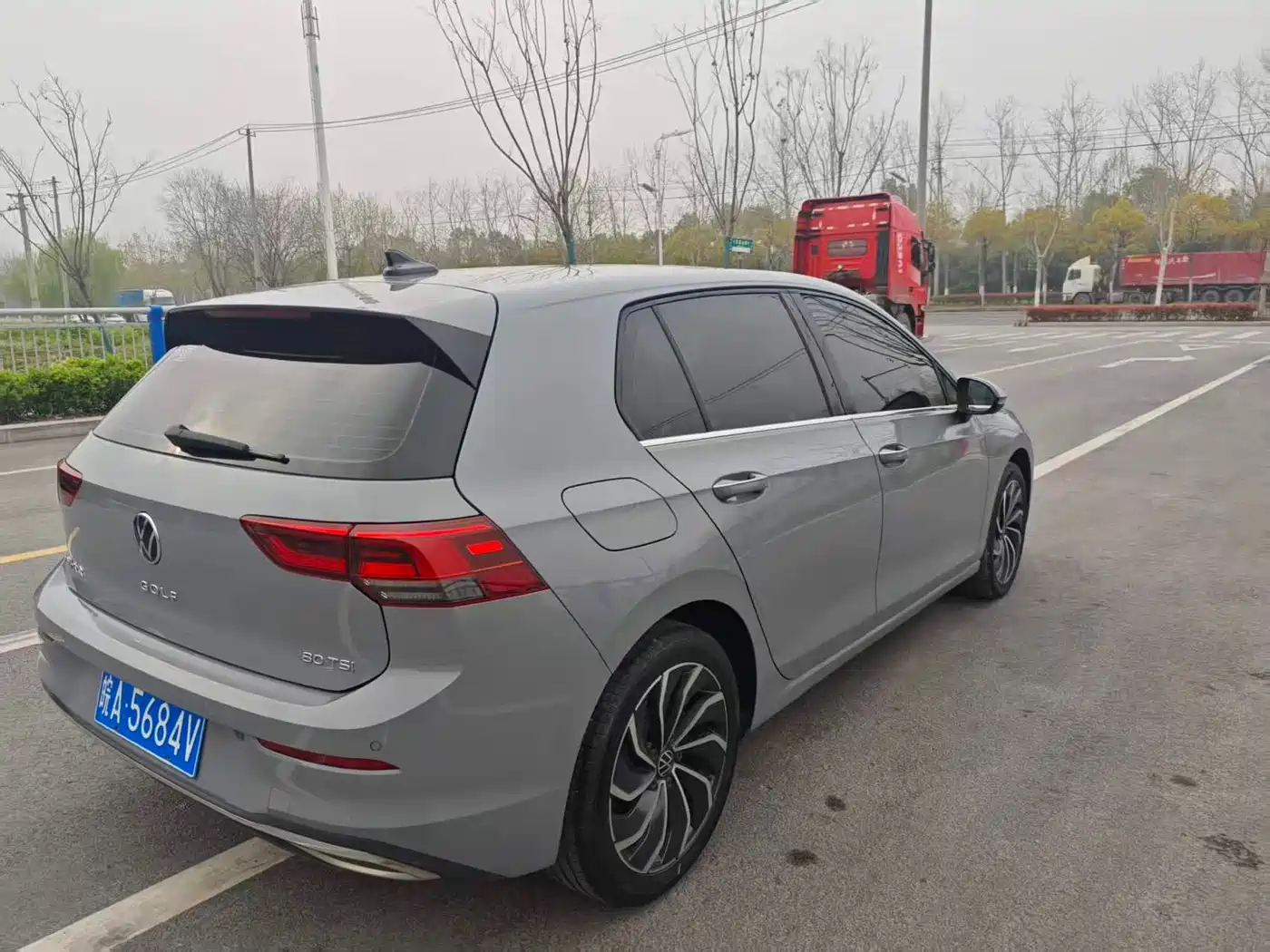 Volkswagen Golf 2023 280TSI DSG Pro фото 3