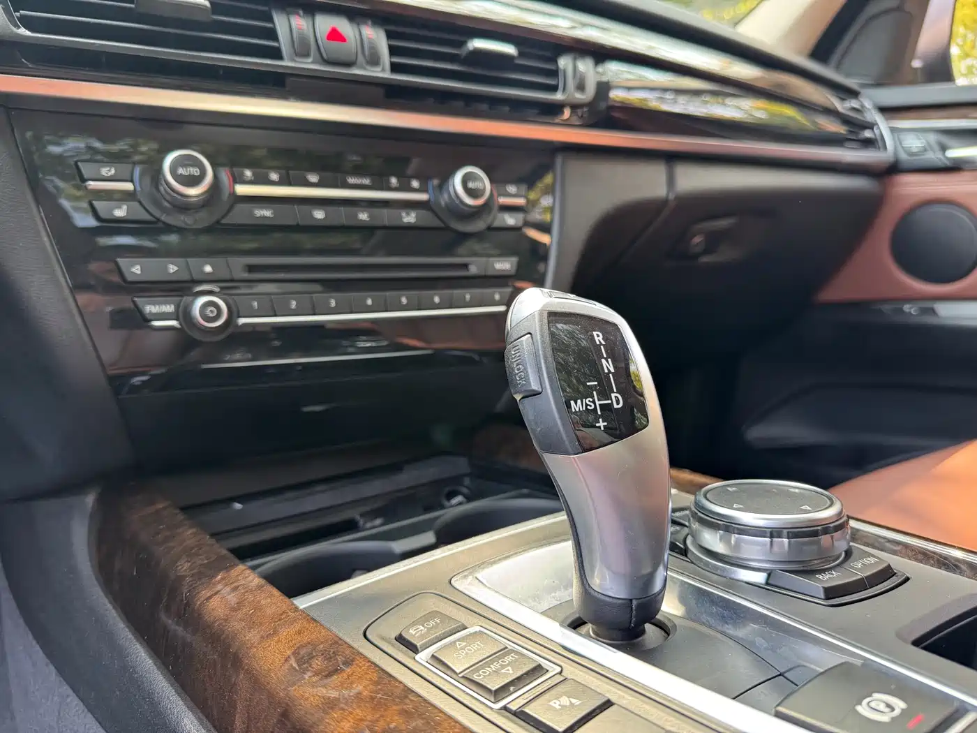 BMW X5 (Import) 2014 xDrive35i Leading фото 9