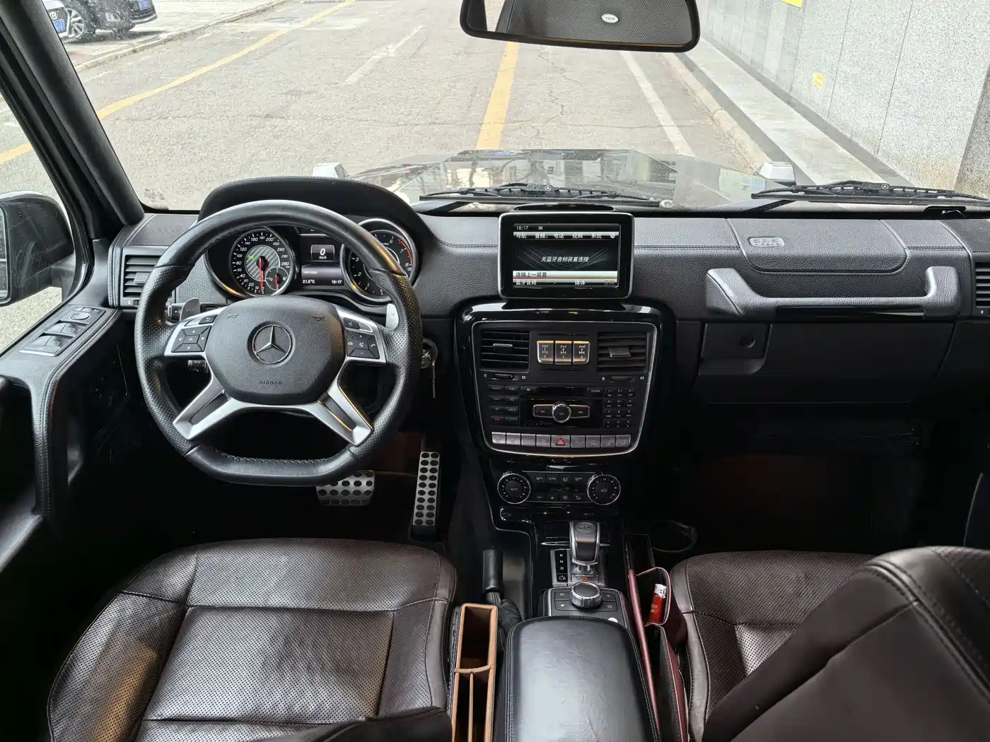 Mercedes-Benz G-Class AMG 2016 AMG G 63 фото 9
