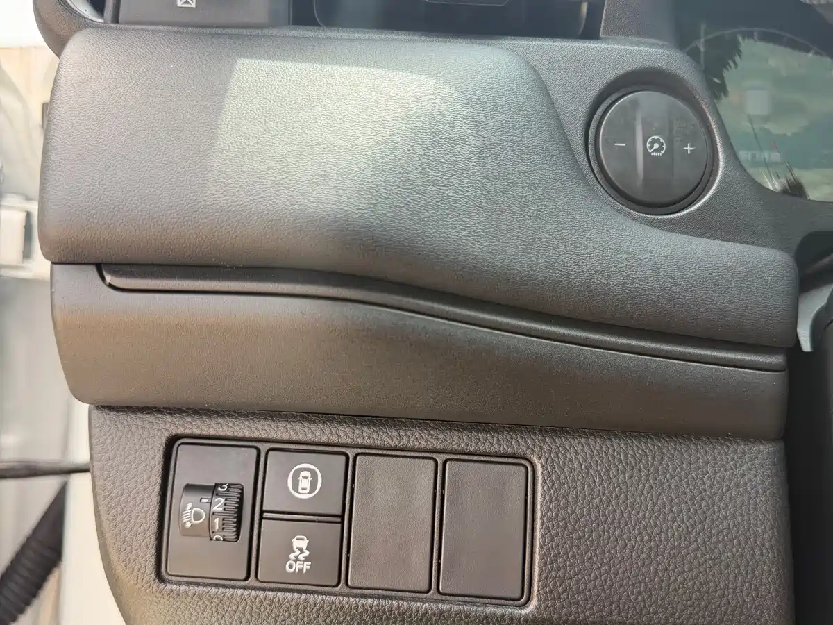 Honda Vezel 2023 2023 1.5L CVT Pioneer Edition