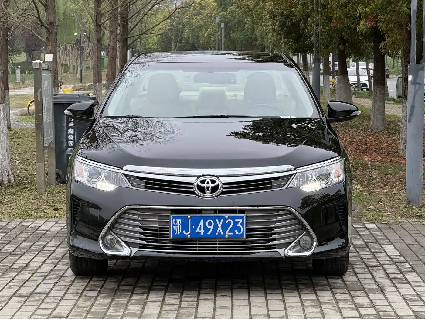 Toyota Camry 2015 2.0G Leading Edition фото 2