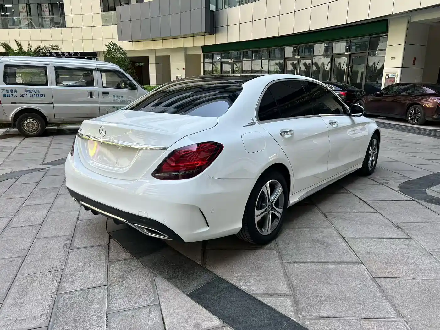 MERCEDES-BENZ C CLASS