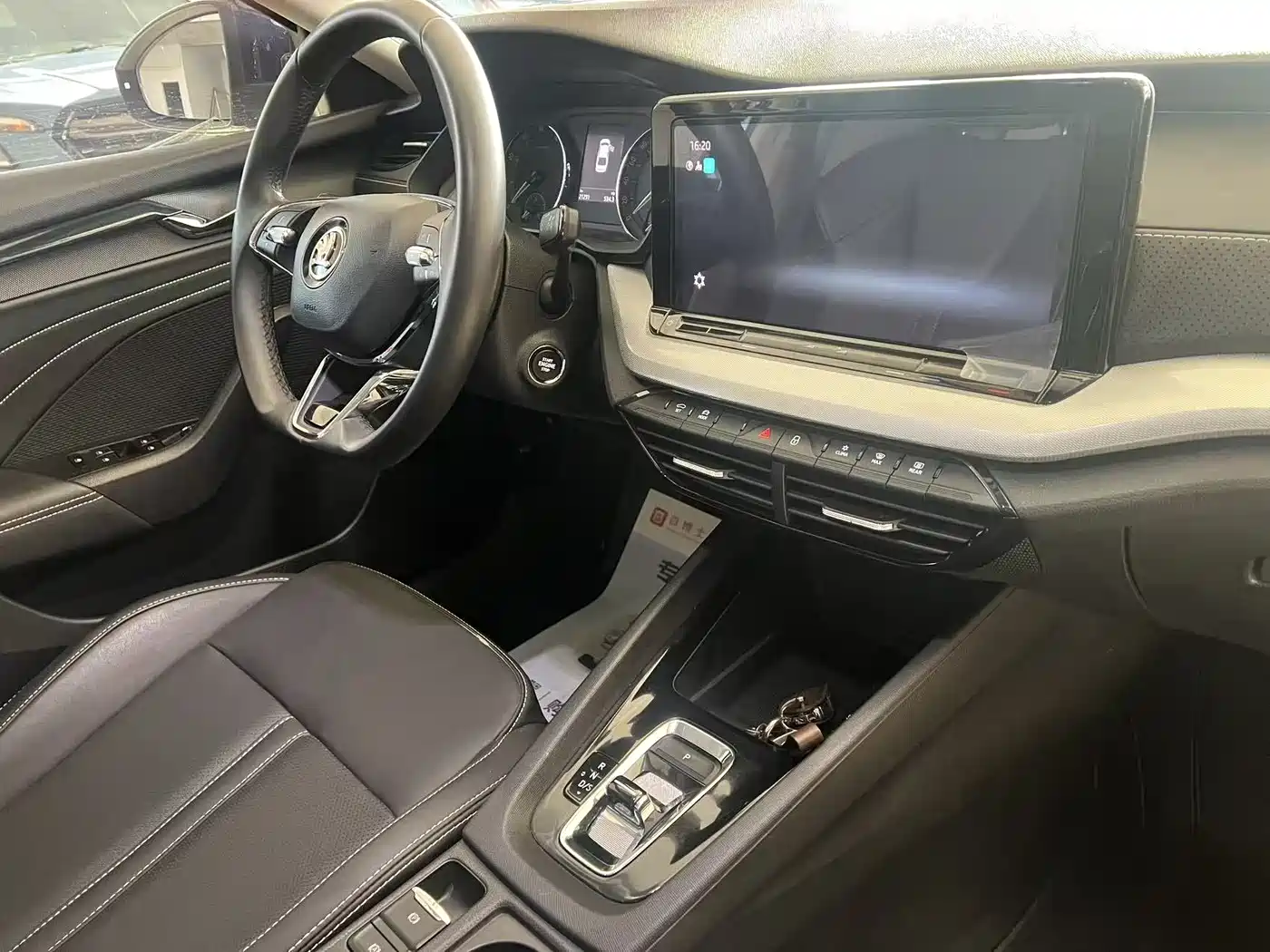 Škoda Octavia 2022 PRO TSI280 Premium Edition фото 8