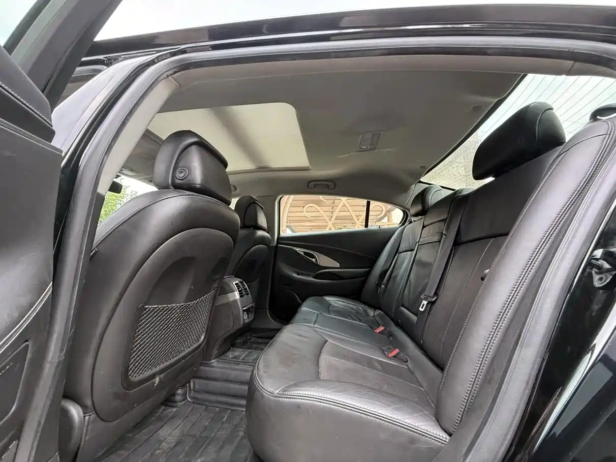 Фото 9 - Buick LaCrosse
