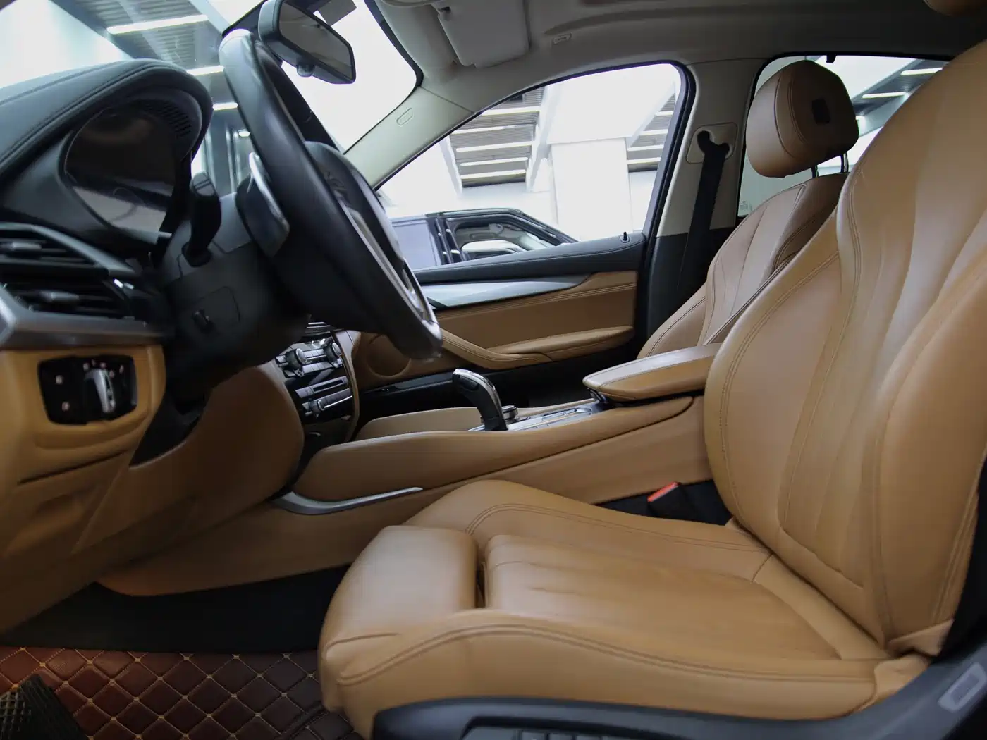 BMW X6 2017 xDrive35i Leading фото 14