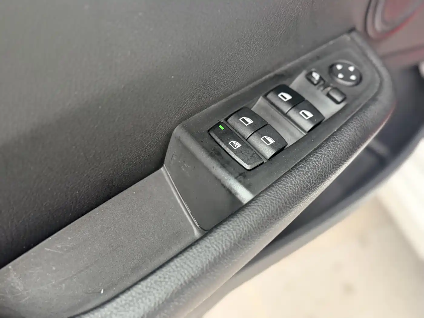 BMW 1 Series 2018 118i Sport Edition фото 21