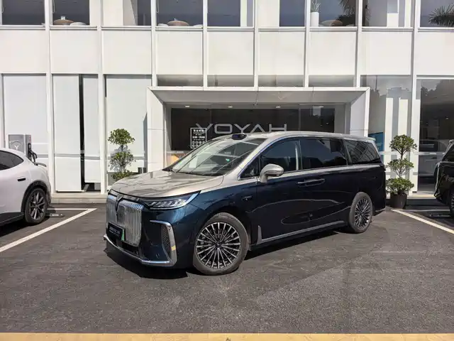 Similar car