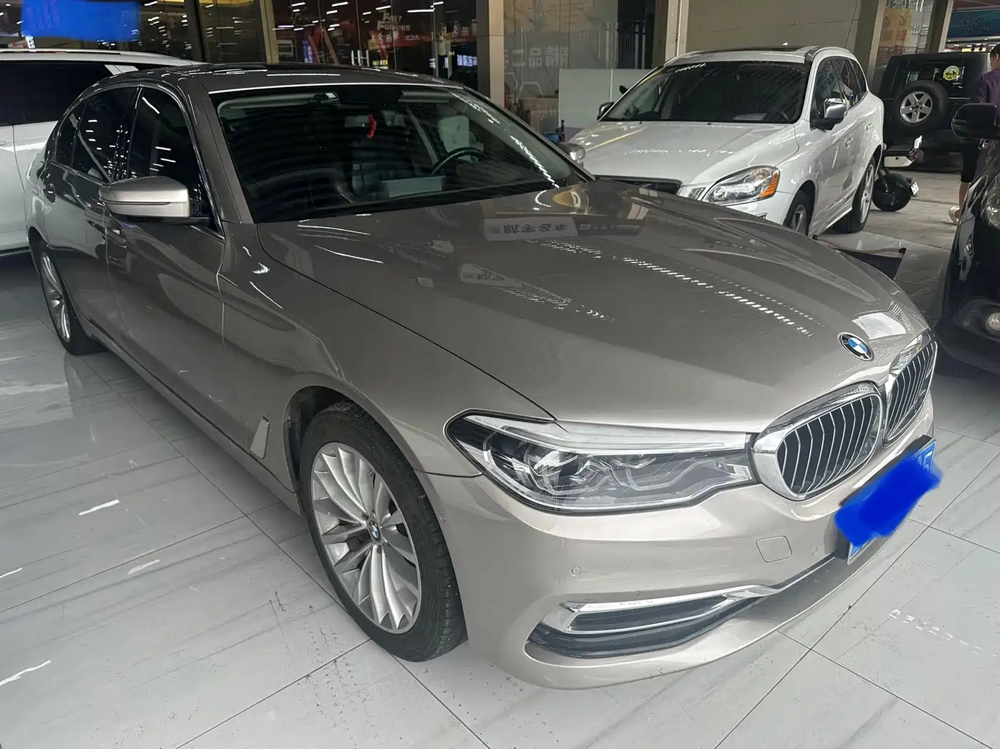 Фото 5 - BMW 5 Series