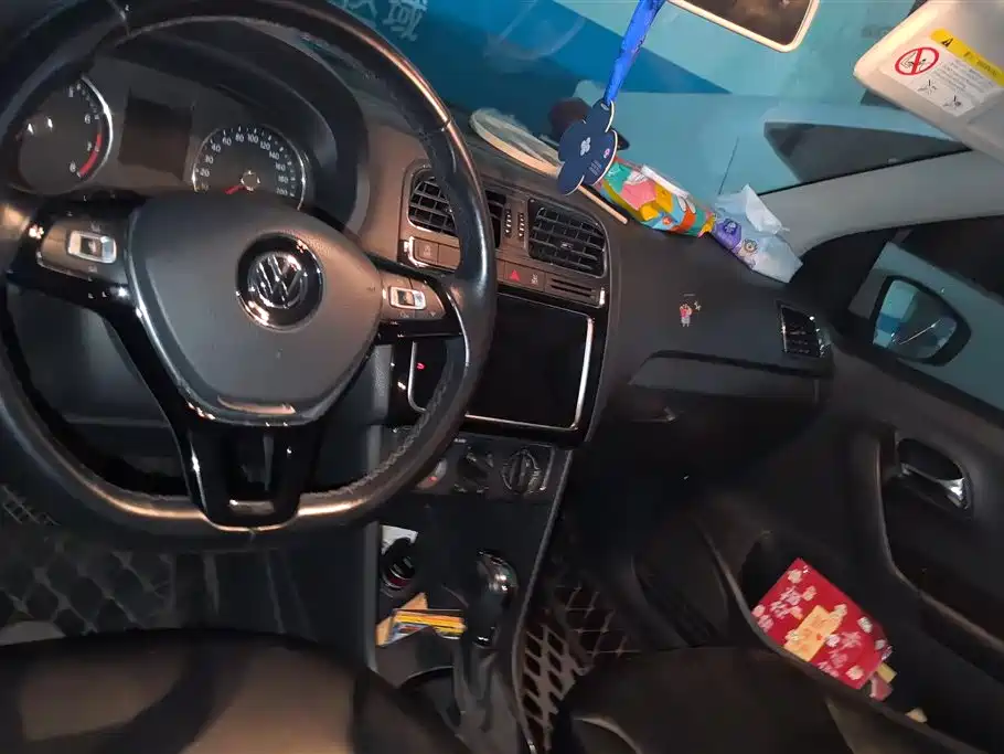 Volkswagen Polo 2018 1.5L Auto Comfort фото 12