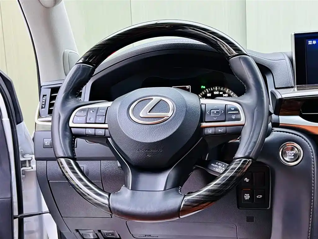 Lexus LX 2019 570 Peak Special Edition фото 10