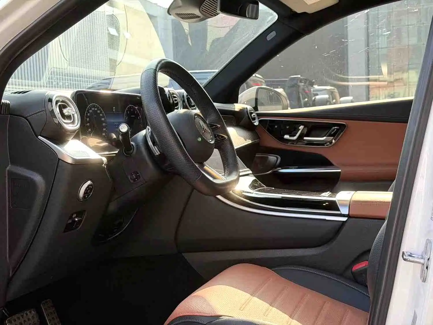 Фото 9 - Mercedes-Benz GLC